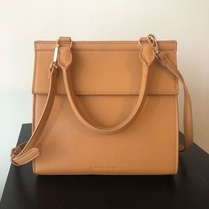 Modern Picnic luncher bag in Beige.